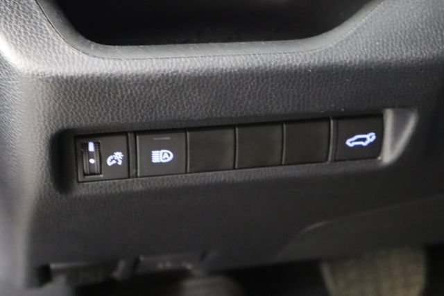 Used 2019 Toyota RAV4 XLE w/ Convenience Package AWD/4WD image 22