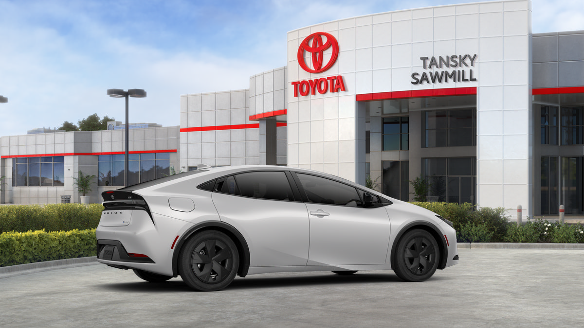 New 2026 Toyota Prius Plug-In Hybrid FWD image 11