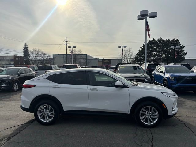 Certified 2024 Buick Envista Preferred w/ Convenience I Package image 4