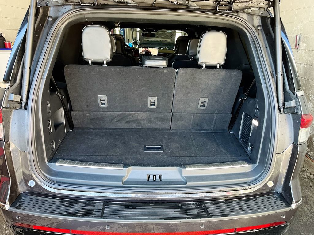 Used 2024 Lincoln Navigator Reserve image 29