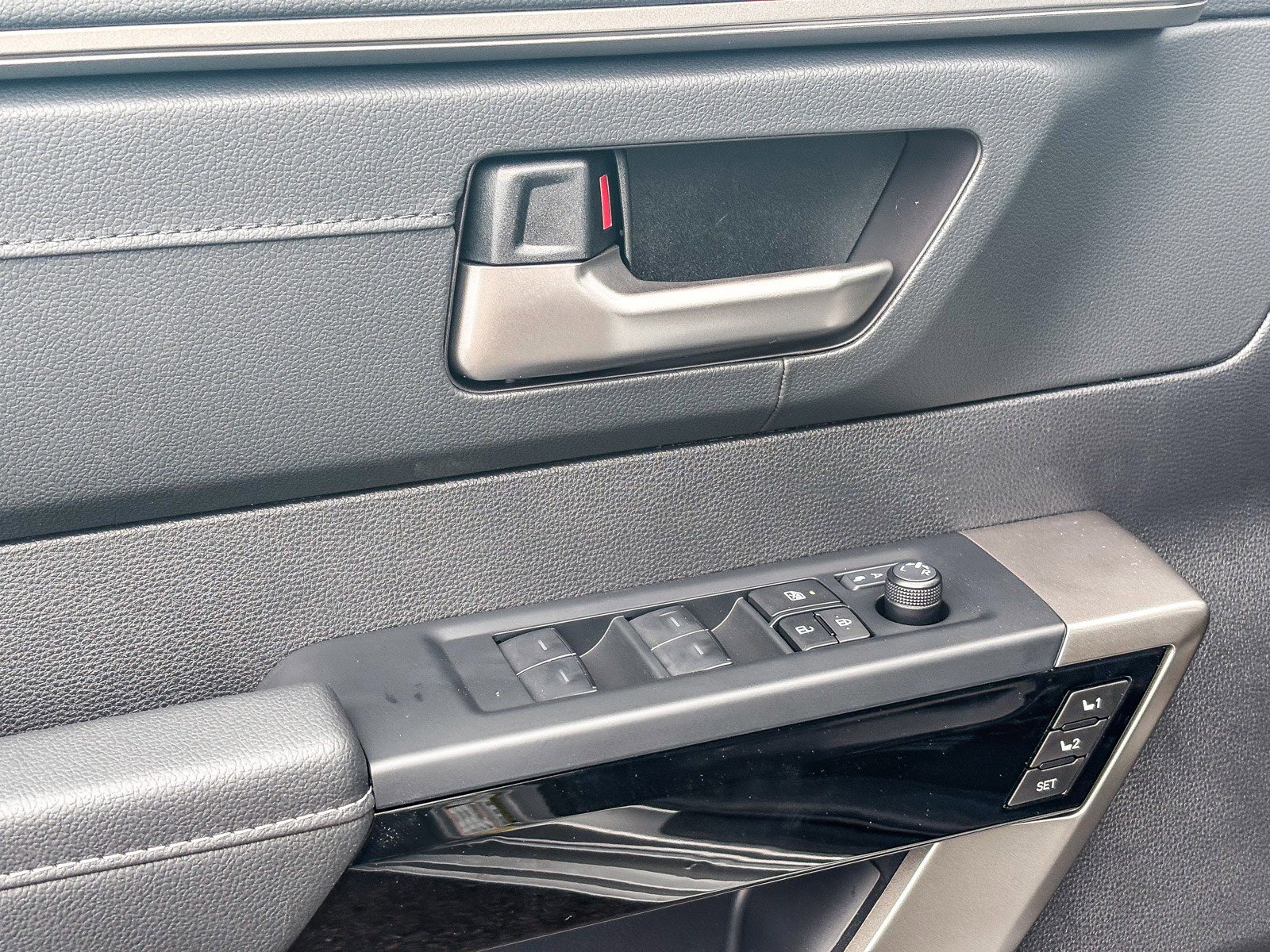 New 2026 Toyota Tundra Limited w/ TRD Off-Road Package image 22