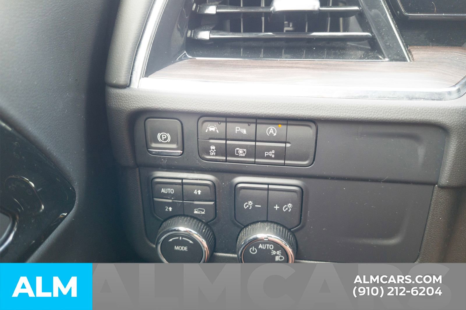 Used 2025 Chevrolet Tahoe LT AWD/4WD image 34