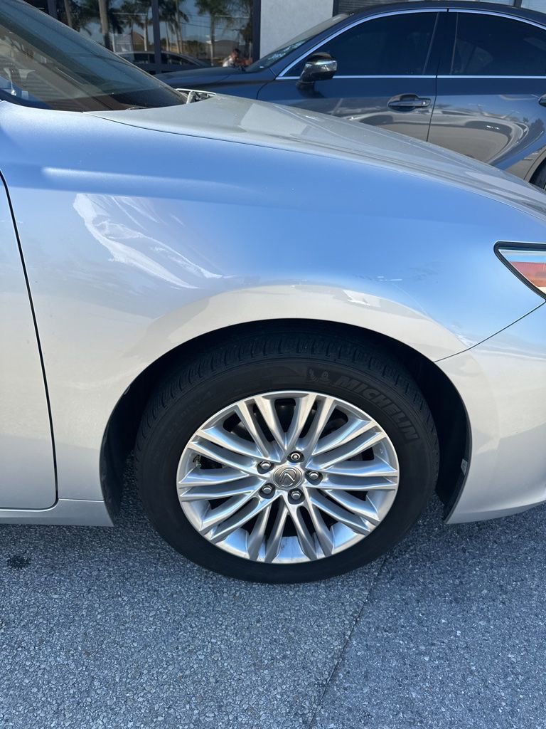 Used 2013 Lexus ES 350 w/ Luxury Pkg image 7
