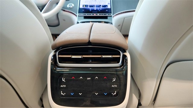 Used 2023 Mercedes-Benz EQS 450+ Sedan image 52