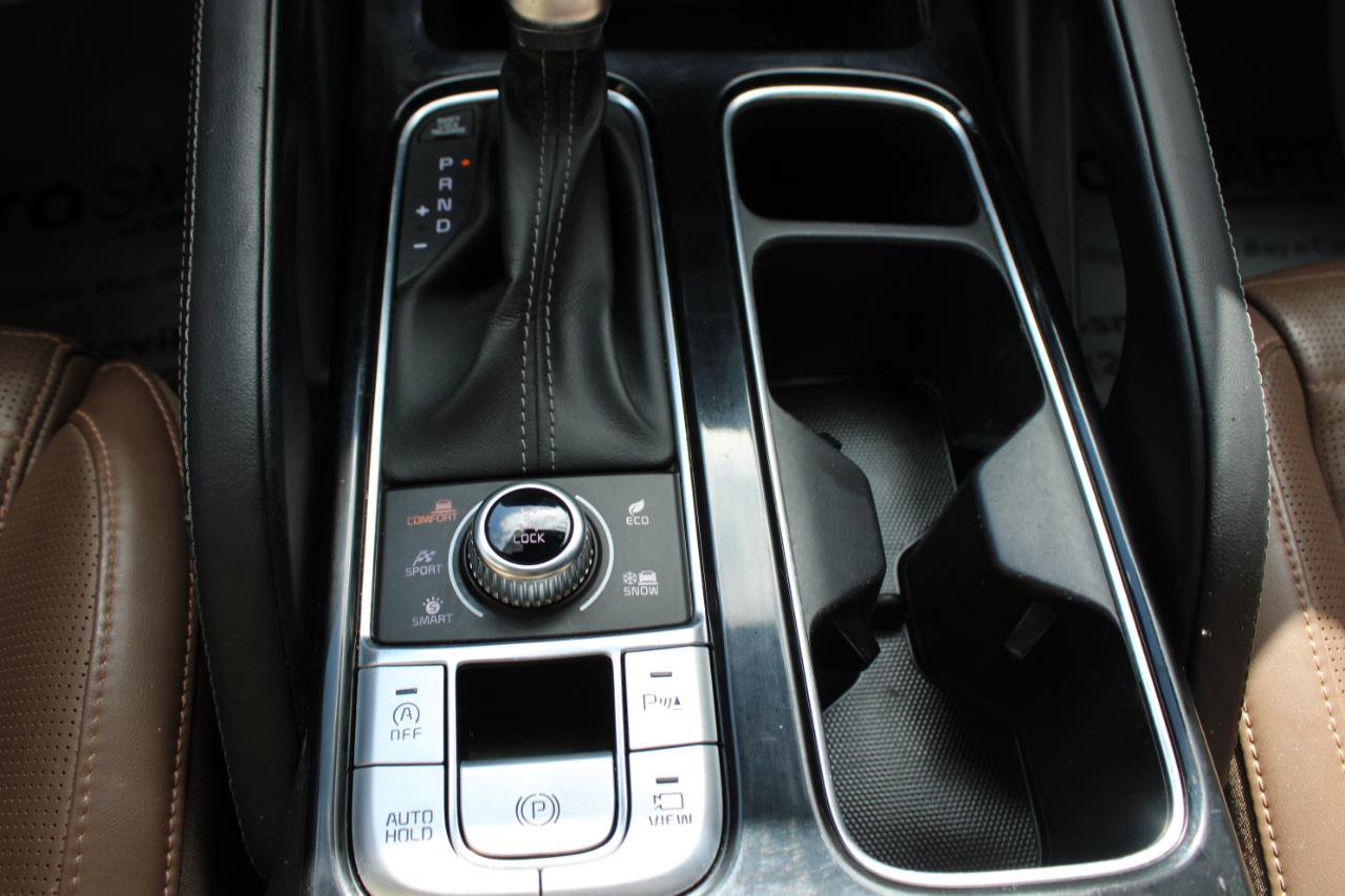 Used 2022 Kia Telluride SX w/ SX Prestige Package image 28