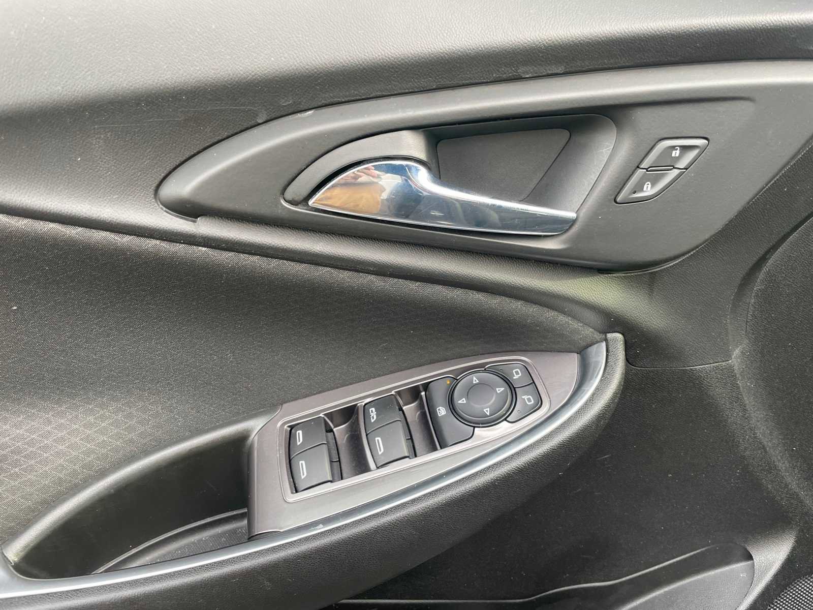 Used 2020 Chevrolet Malibu LT image 10