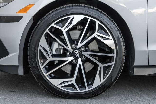 Used 2024 Hyundai Ioniq 6 SEL image 13