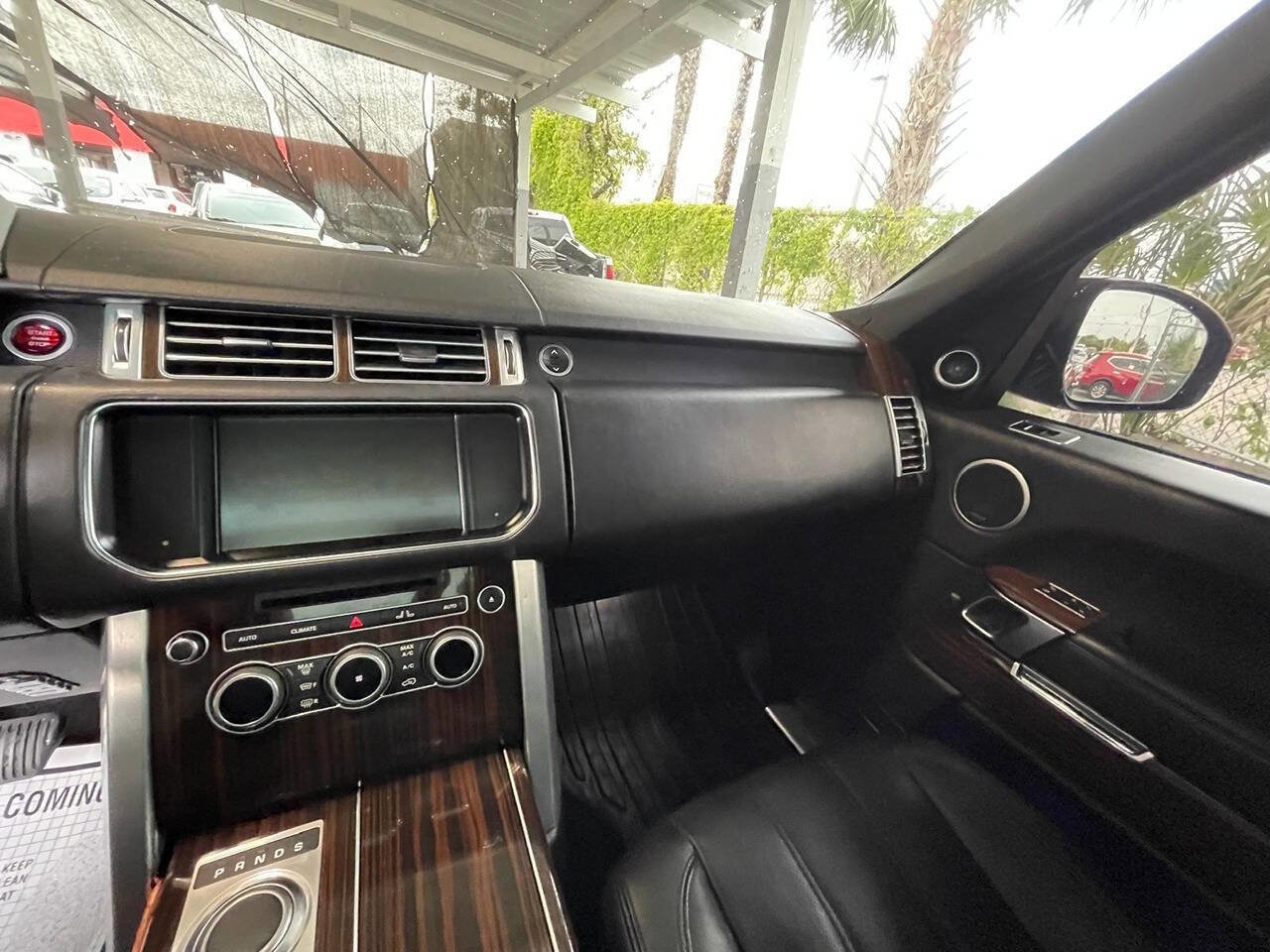 Used 2016 Land Rover Range Rover HSE AWD/4WD image 3