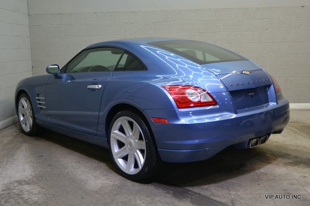 Used 2005 Chrysler Crossfire Limited image 3