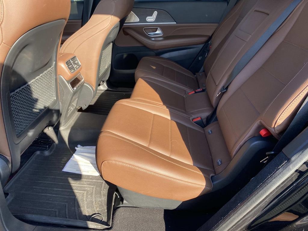 Certified 2024 Mercedes-Benz GLS 450 4MATIC image 27