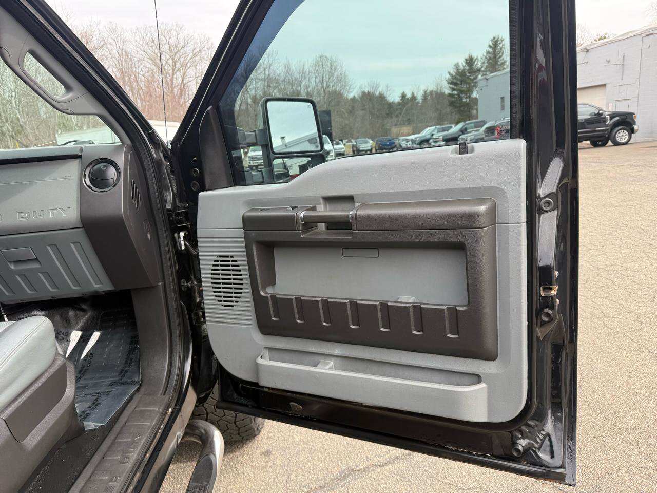 Used 2015 Ford F350 XL AWD/4WD image 20