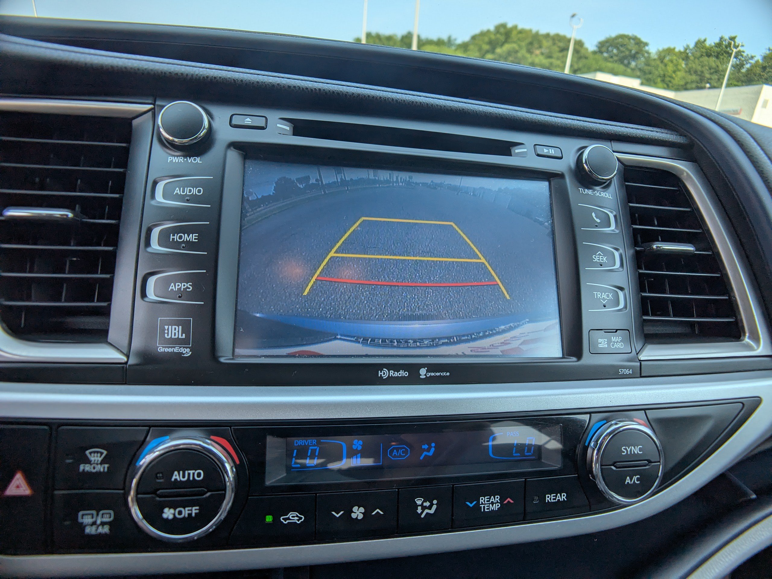 Used 2014 Toyota Highlander Limited AWD/4WD image 23