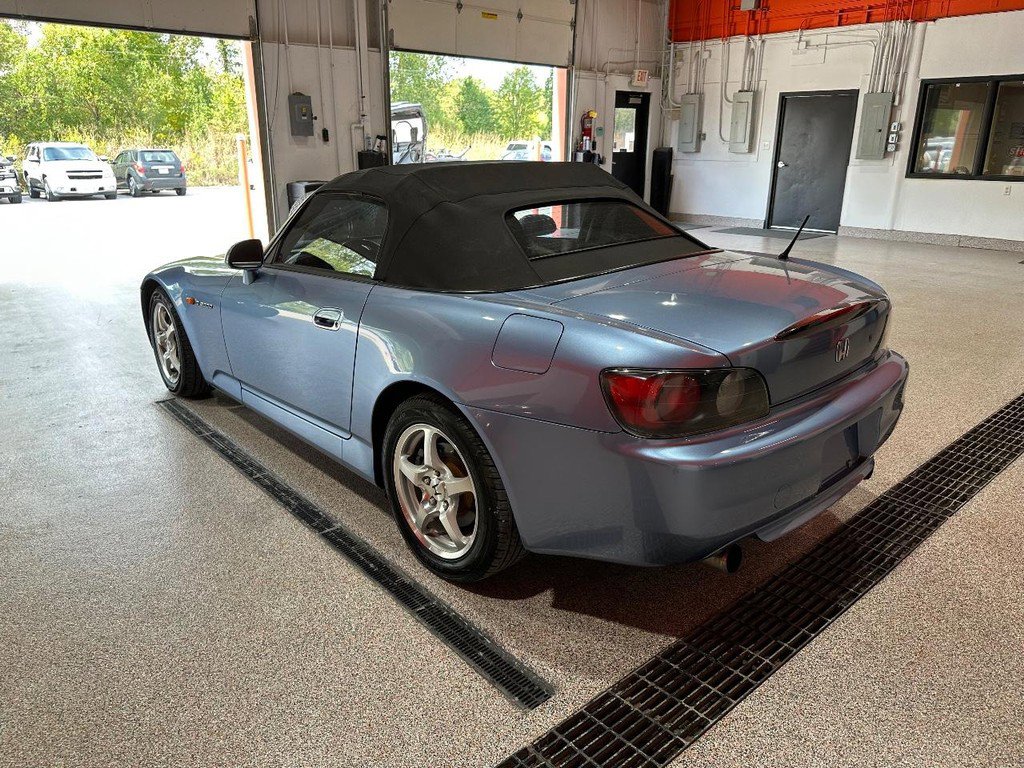 Used 2002 Honda S2000 image 3
