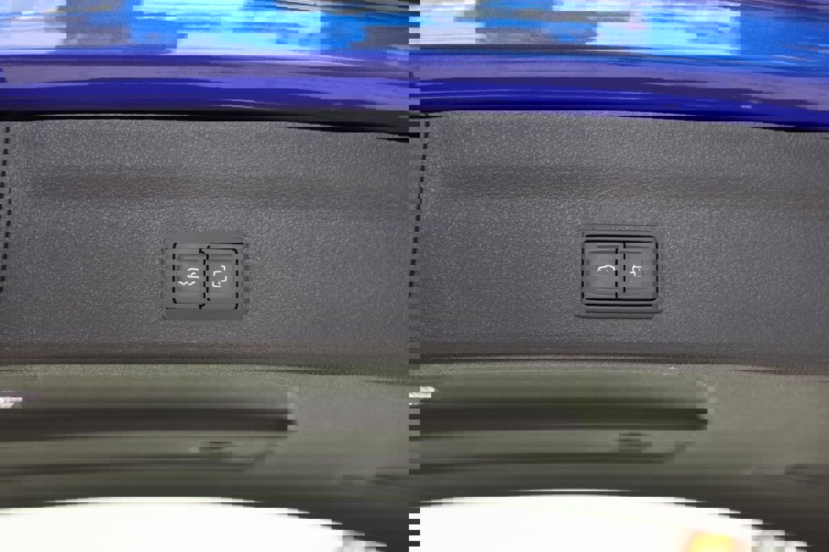 Used 2023 Audi RS 6 w/ Driver Assistance Package image 33