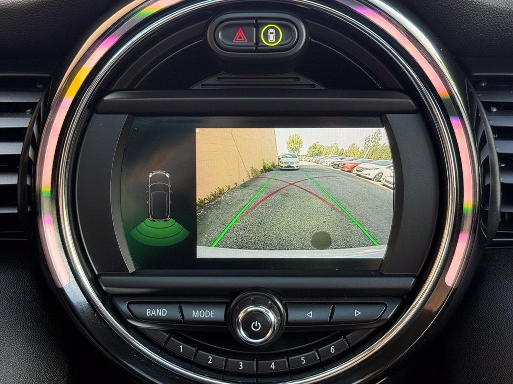 Used 2019 MINI Cooper S w/ Signature Upholstery Package FWD image 23
