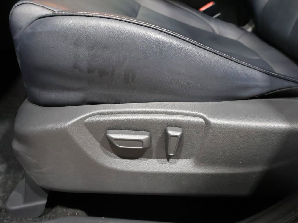 Used 2023 Mitsubishi Eclipse Cross SEL AWD/4WD image 12