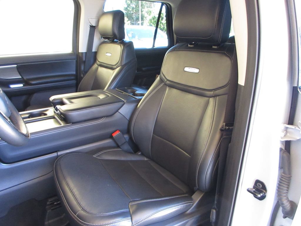 Certified 2025 Ford Expedition Max Platinum AWD/4WD image 11