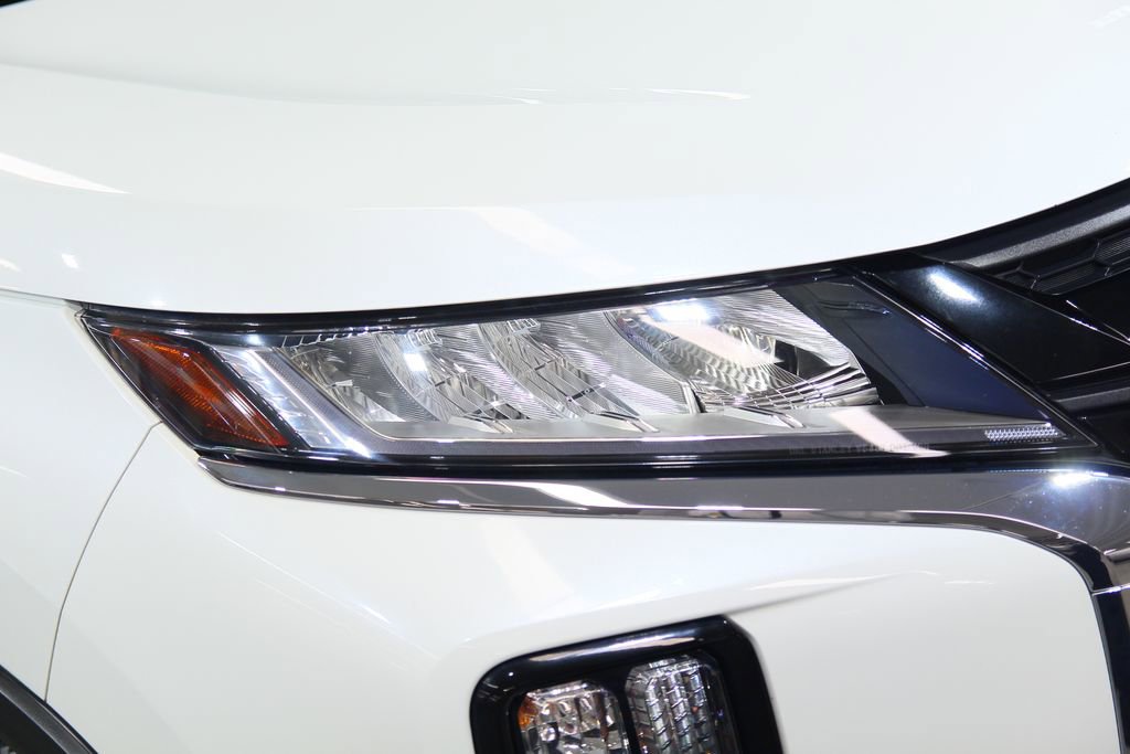 Used 2021 Mitsubishi Outlander Sport LE image 10