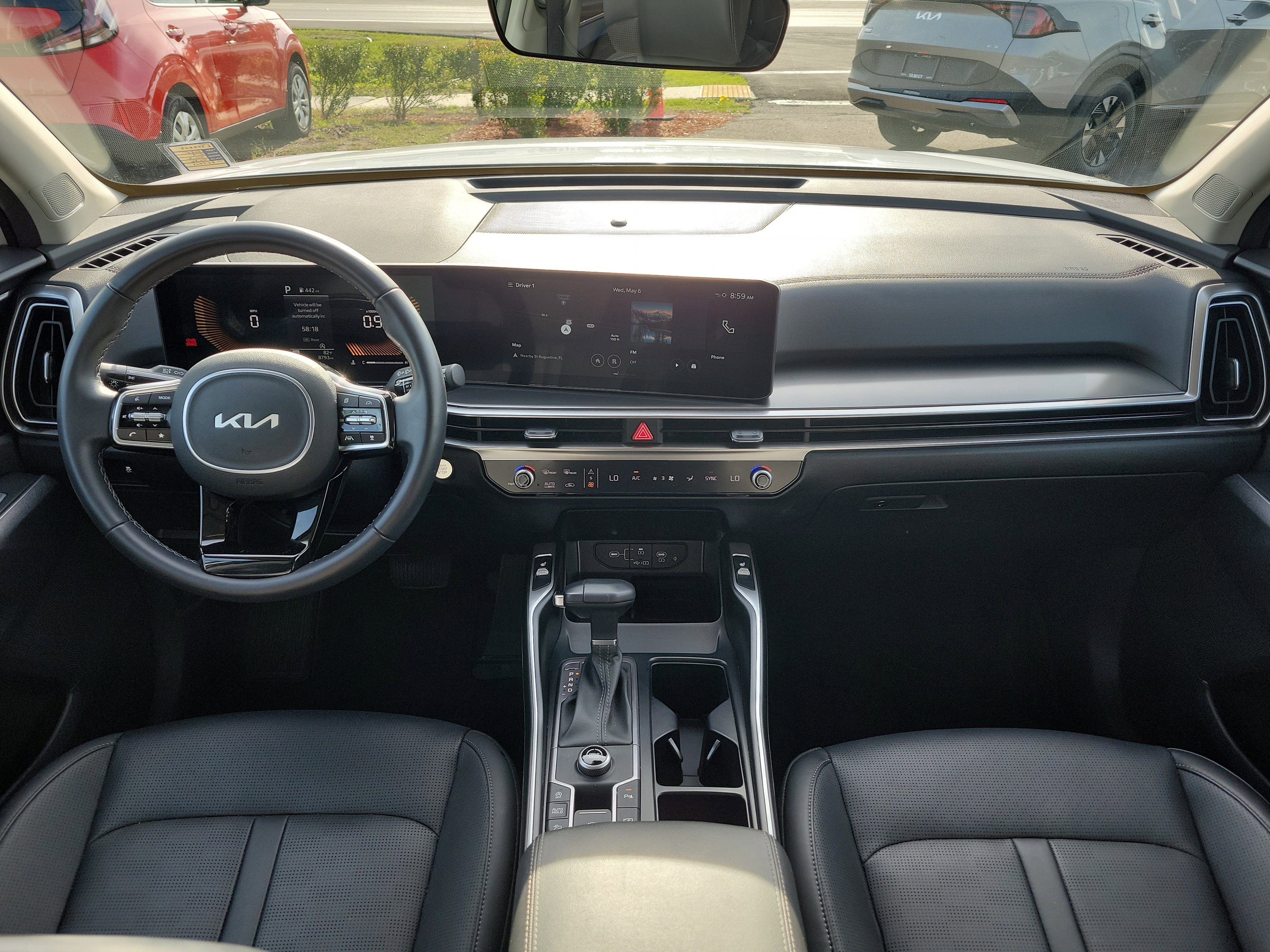 Certified 2025 Kia Sorento S w/ Panoramic Sunroof Package FWD image 17