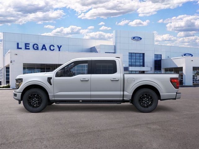 New 2026 Ford F150 XLT w/ XLT Black Appearance Package RWD image 3