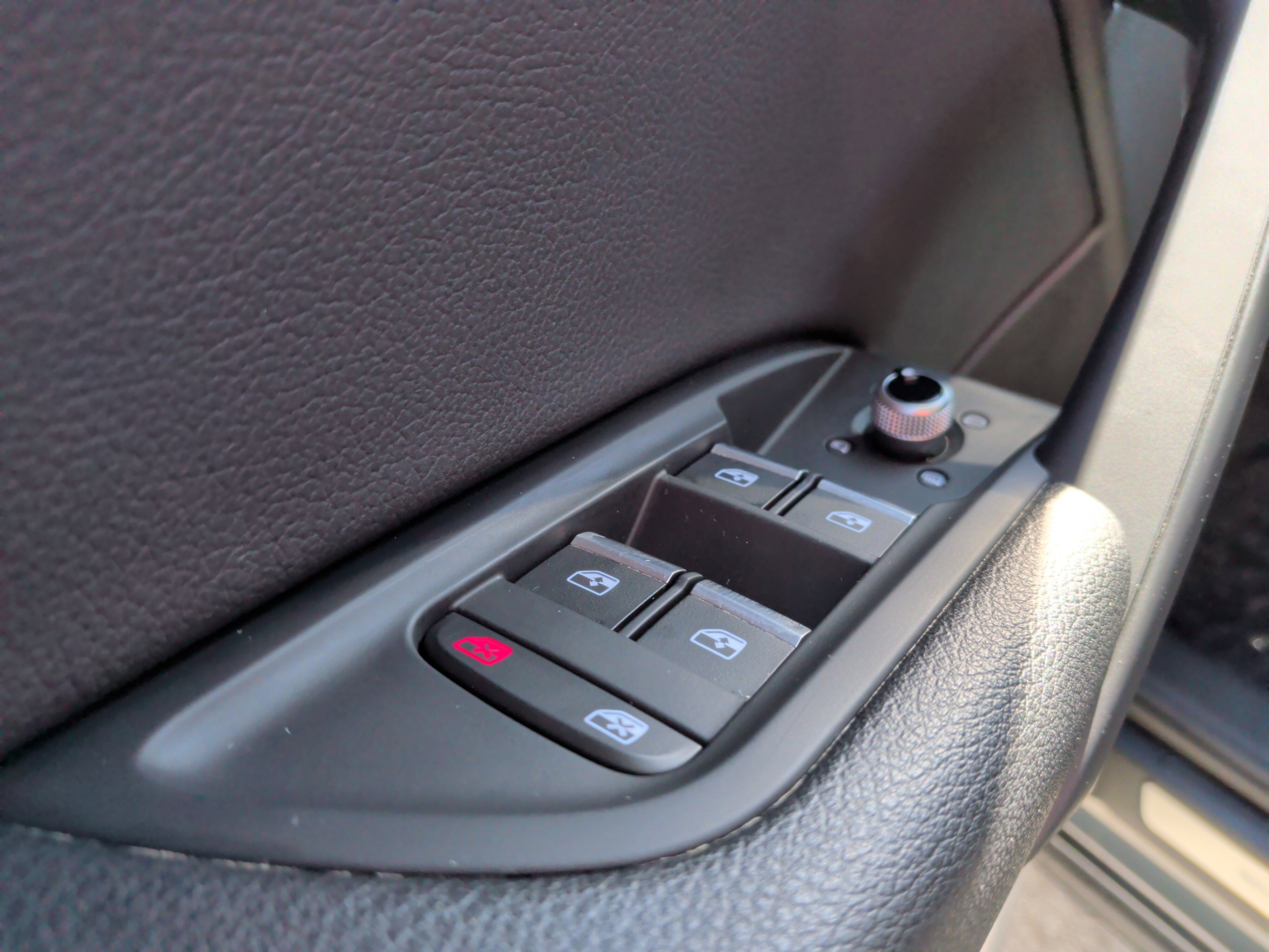 Used 2018 Audi Q5 2.0T Premium Plus w/ Premium Plus Package image 15