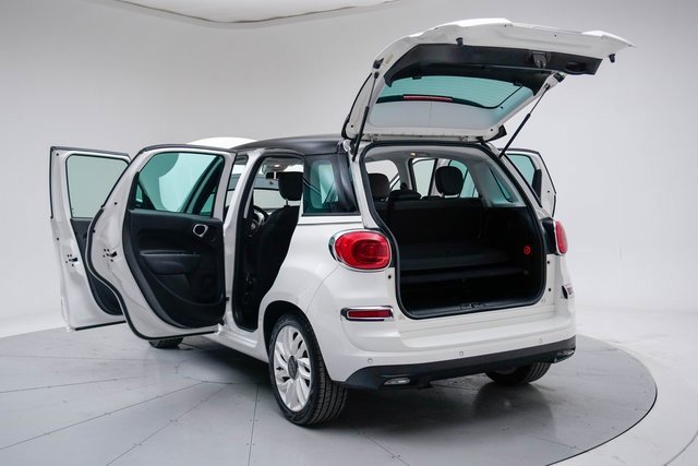 Used 2020 FIAT 500L Lounge image 19