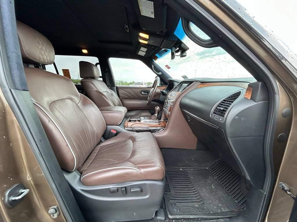 Used 2017 INFINITI QX80 Limited w/ All Season Package AWD/4WD image 13