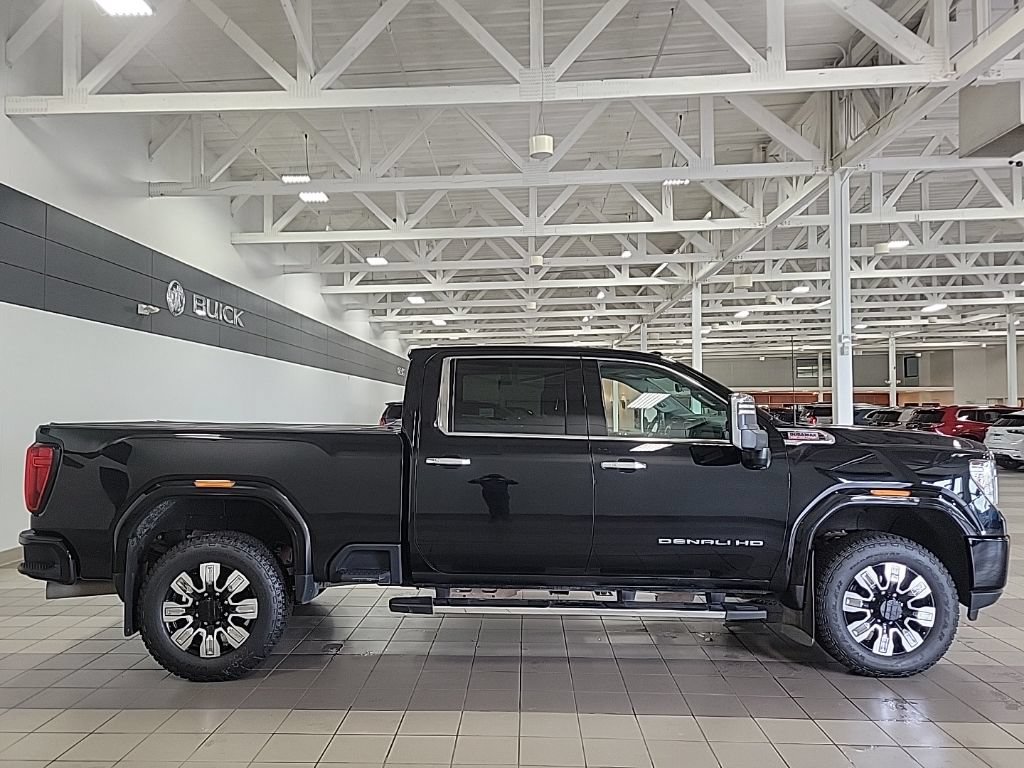 Used 2023 GMC Sierra 3500 Denali w/ Denali Ultimate Package AWD/4WD image 6
