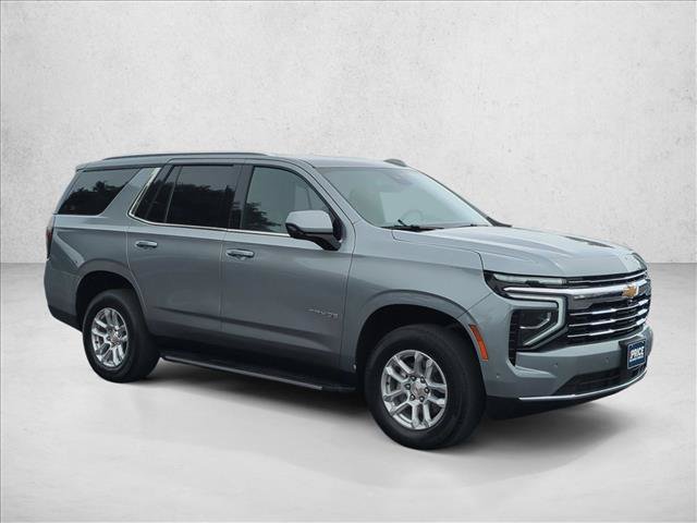 Used 2025 Chevrolet Tahoe LT AWD/4WD image 3
