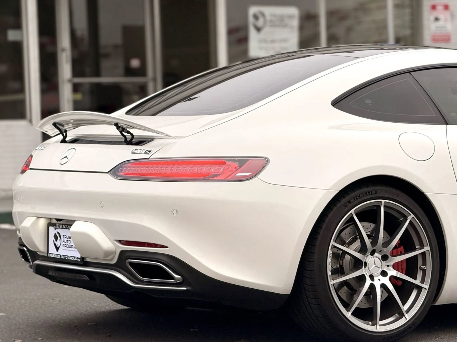 Used 2017 Mercedes-Benz AMG GT S image 12