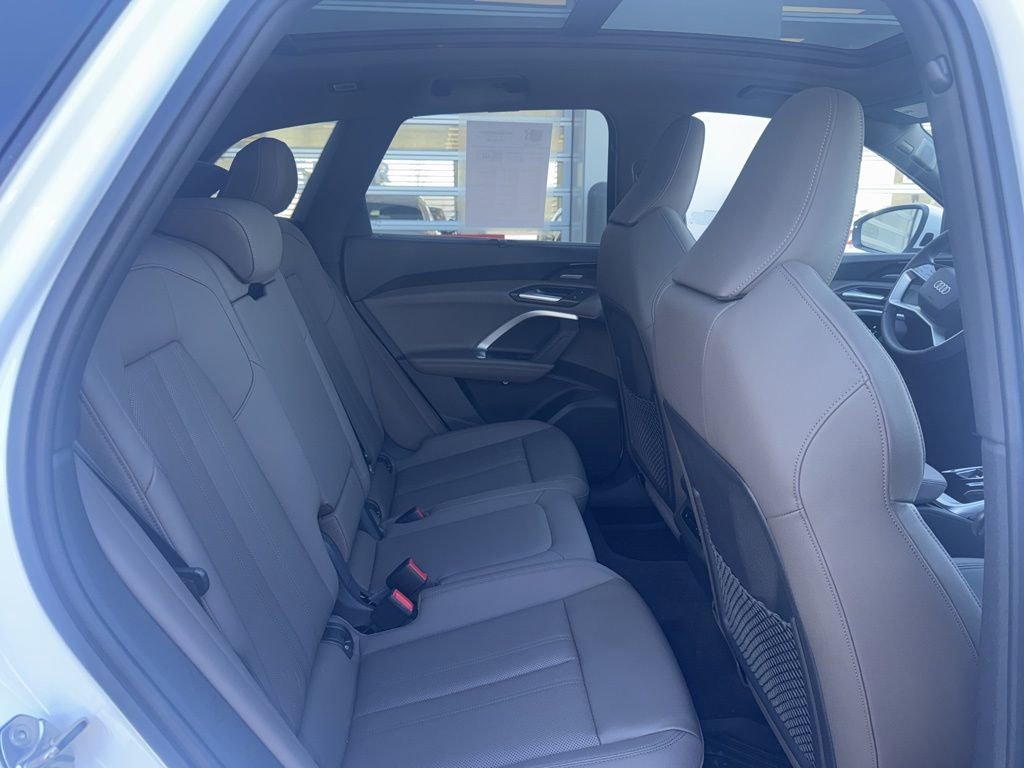 Used 2025 Audi Q5 Prestige image 29