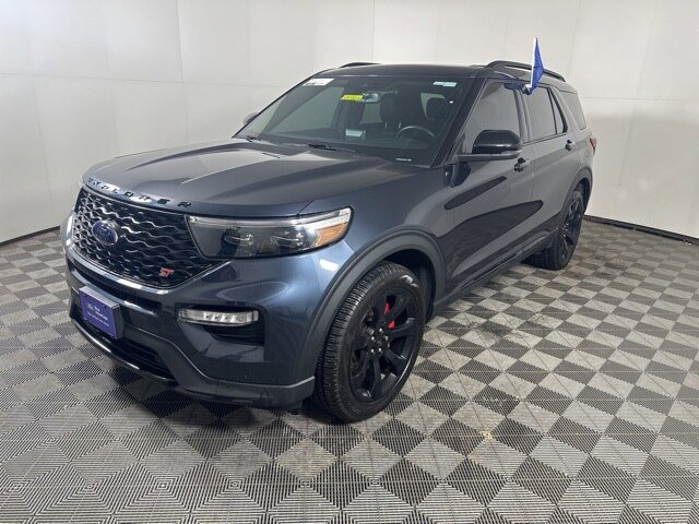 Certified 2023 Ford Explorer ST w/ Equipment Group 401A AWD/4WD image 3