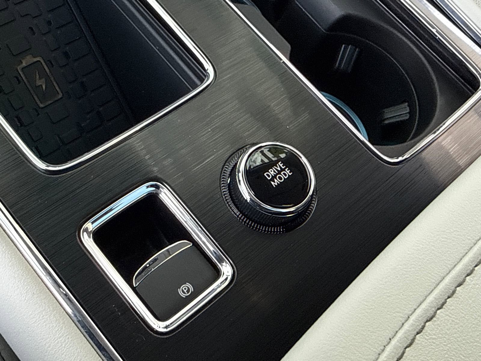 New 2026 Lincoln Aviator Reserve AWD/4WD image 24