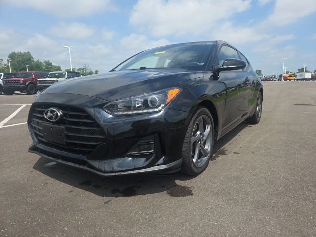 Used 2019 Hyundai Veloster 2.0 FWD image 2
