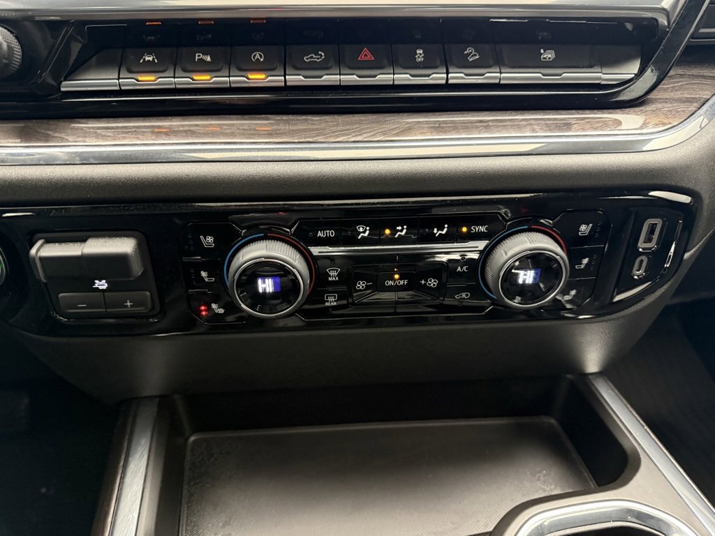 Used 2023 Chevrolet Silverado 1500 LTZ image 32