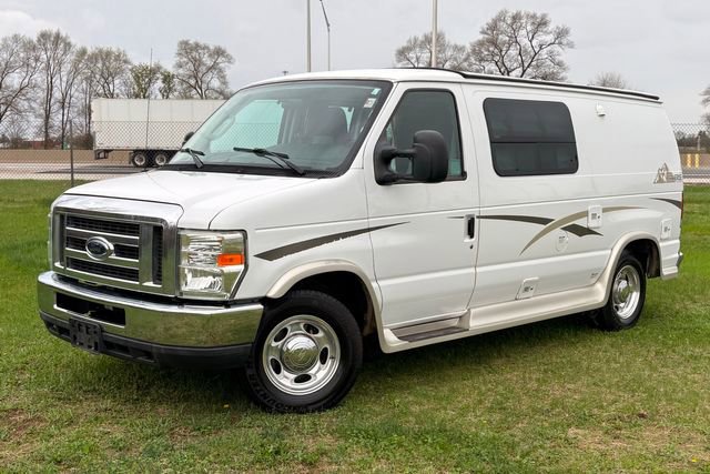 Used 2010 Ford E-150 and Econoline 150 RWD image 1