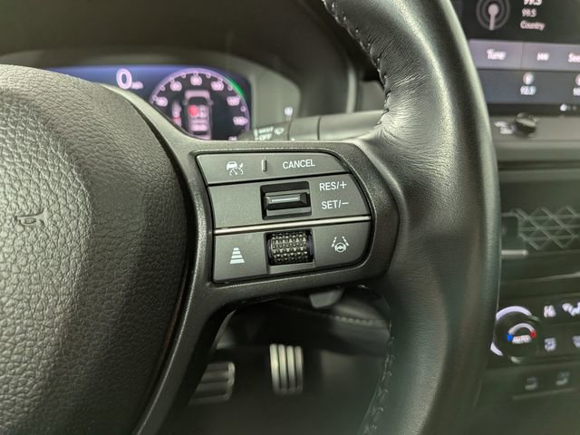 Used 2023 Honda Accord Sport image 7