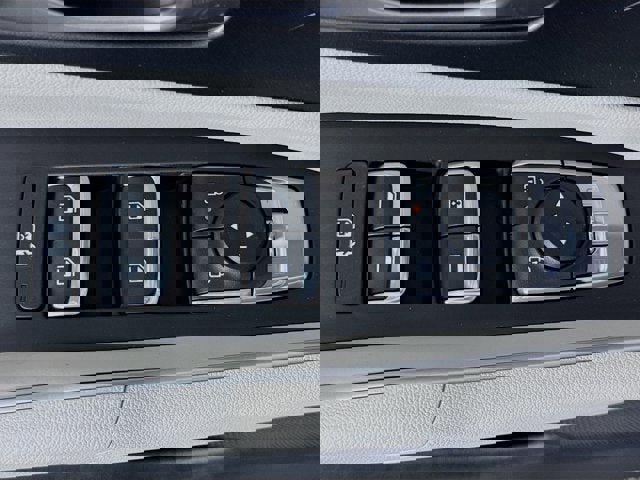 New 2026 Kia Sorento S image 17