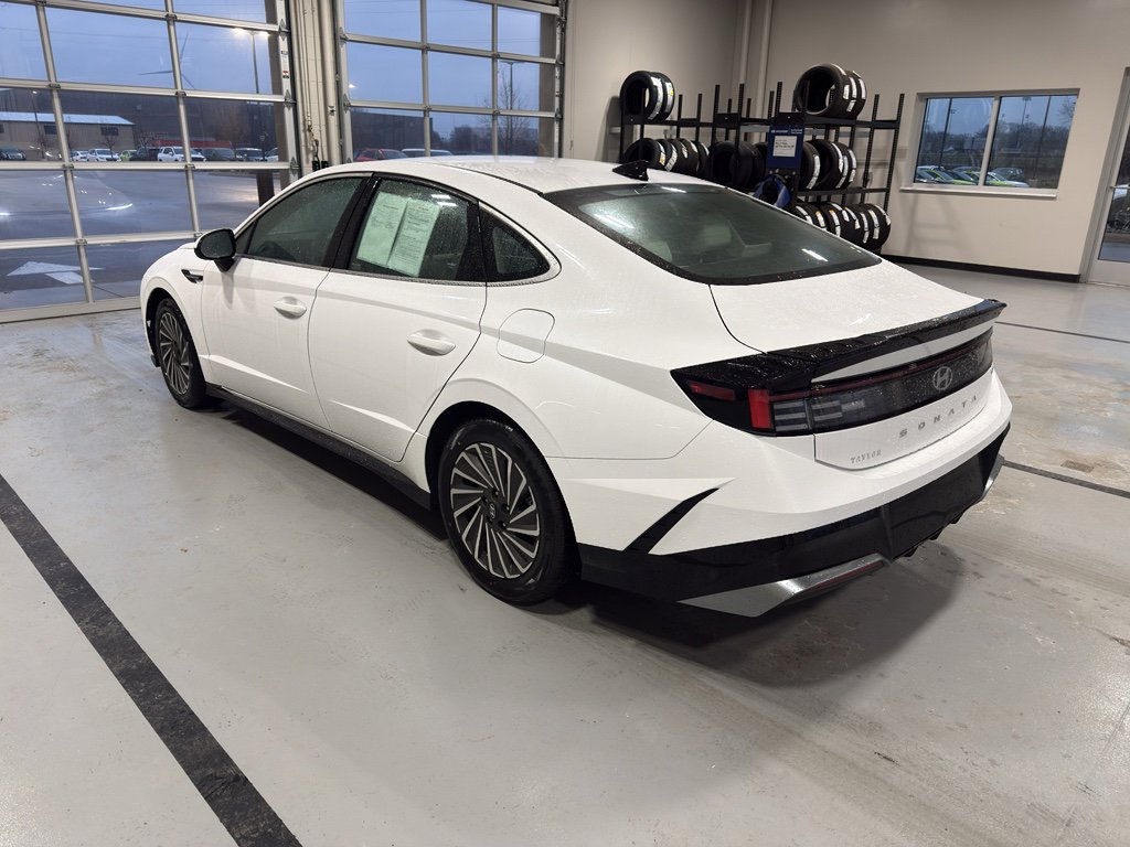 Used 2024 Hyundai Sonata SEL image 3