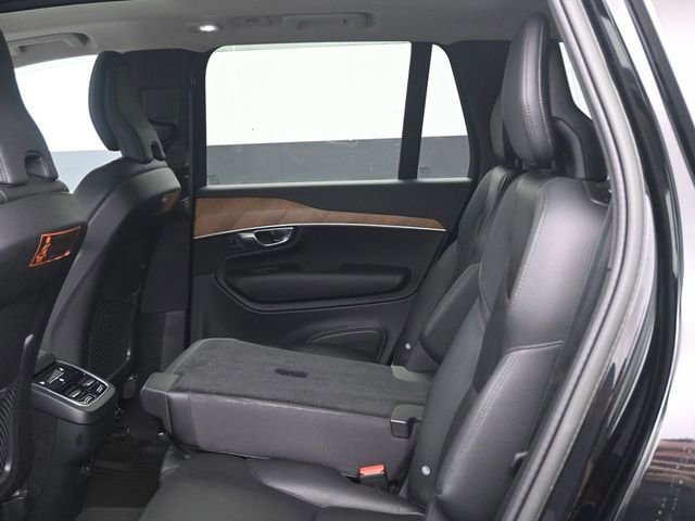 Used 2023 Volvo XC90 B6 Plus w/ Protection Package AWD/4WD image 5
