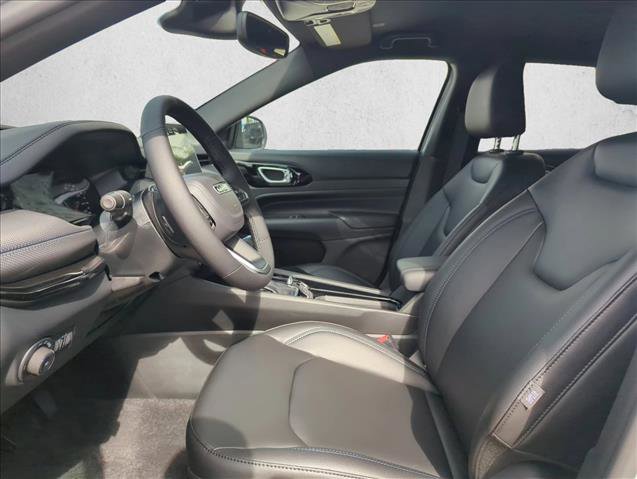 New 2026 Jeep Compass Limited image 3