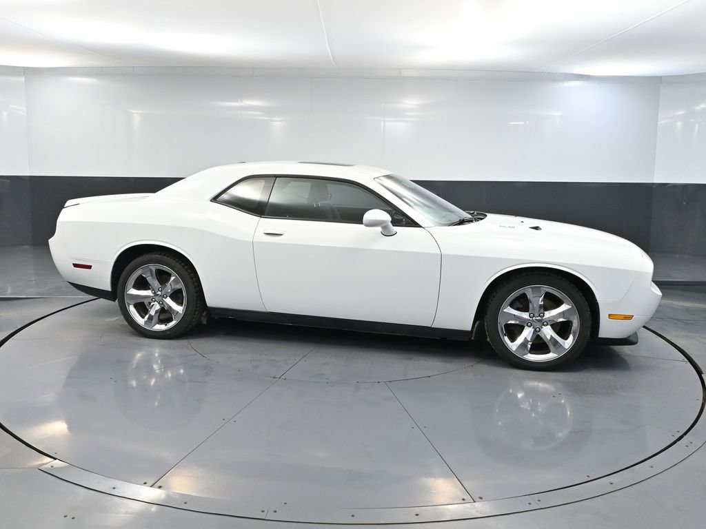 Used 2013 Dodge Challenger R/T image 4