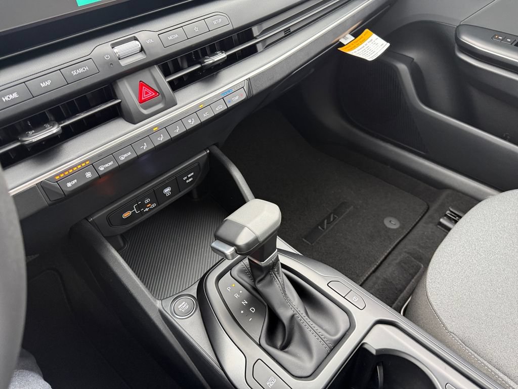 New 2026 Kia K4 FWD image 19