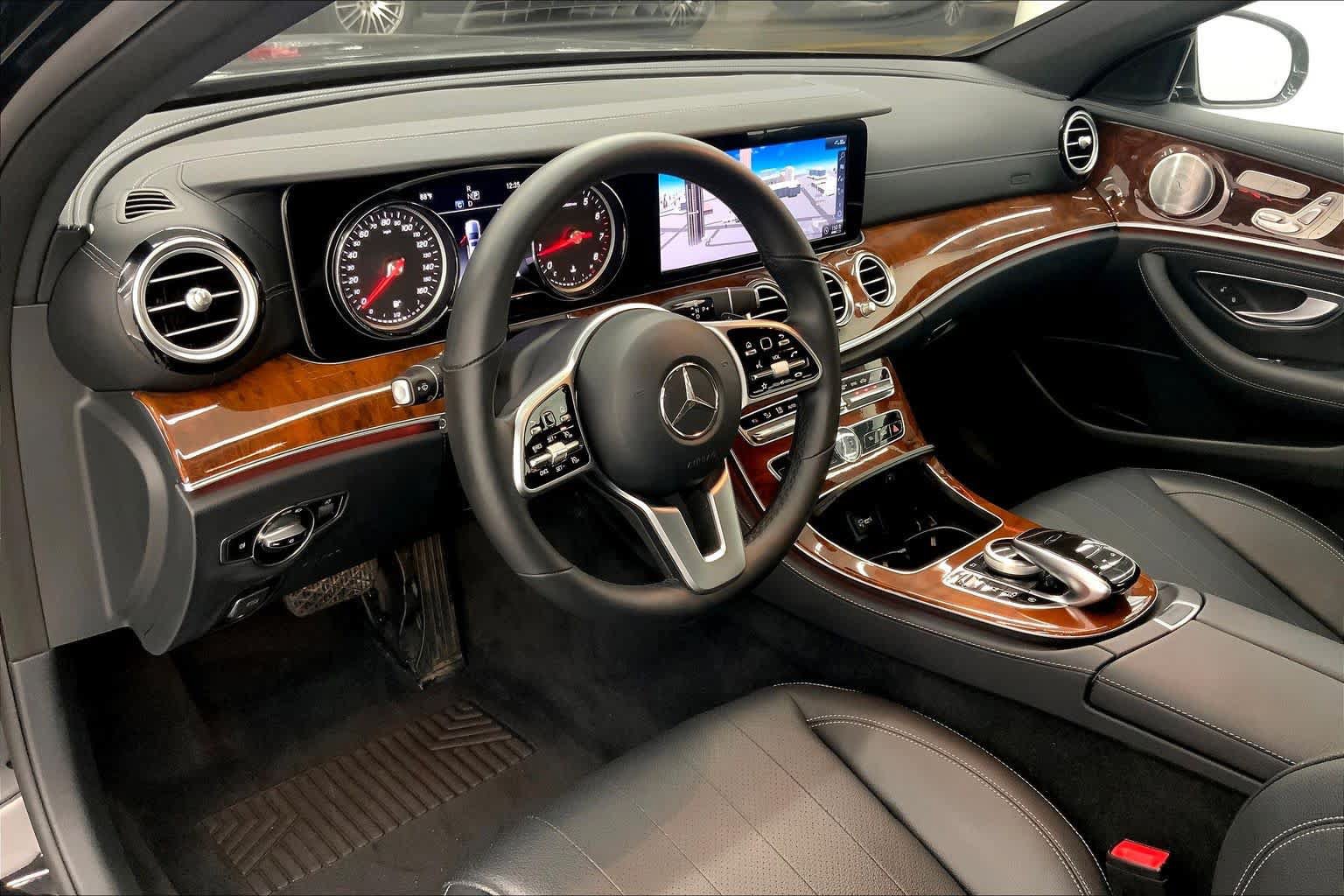 Used 2019 Mercedes-Benz E 300 4MATIC image 20