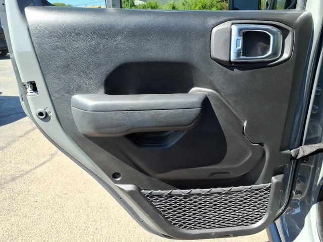 Used 2023 Jeep Wrangler Unlimited w/ Sun & Screen Package AWD/4WD image 18