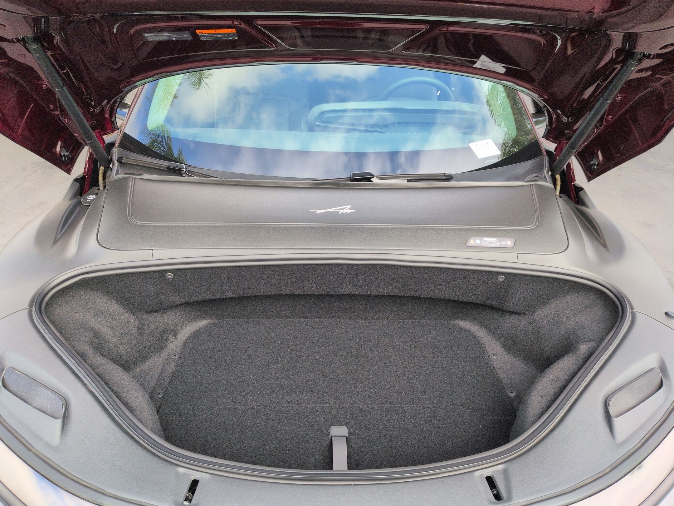 Used 2025 Lucid Air Touring AWD/4WD image 33
