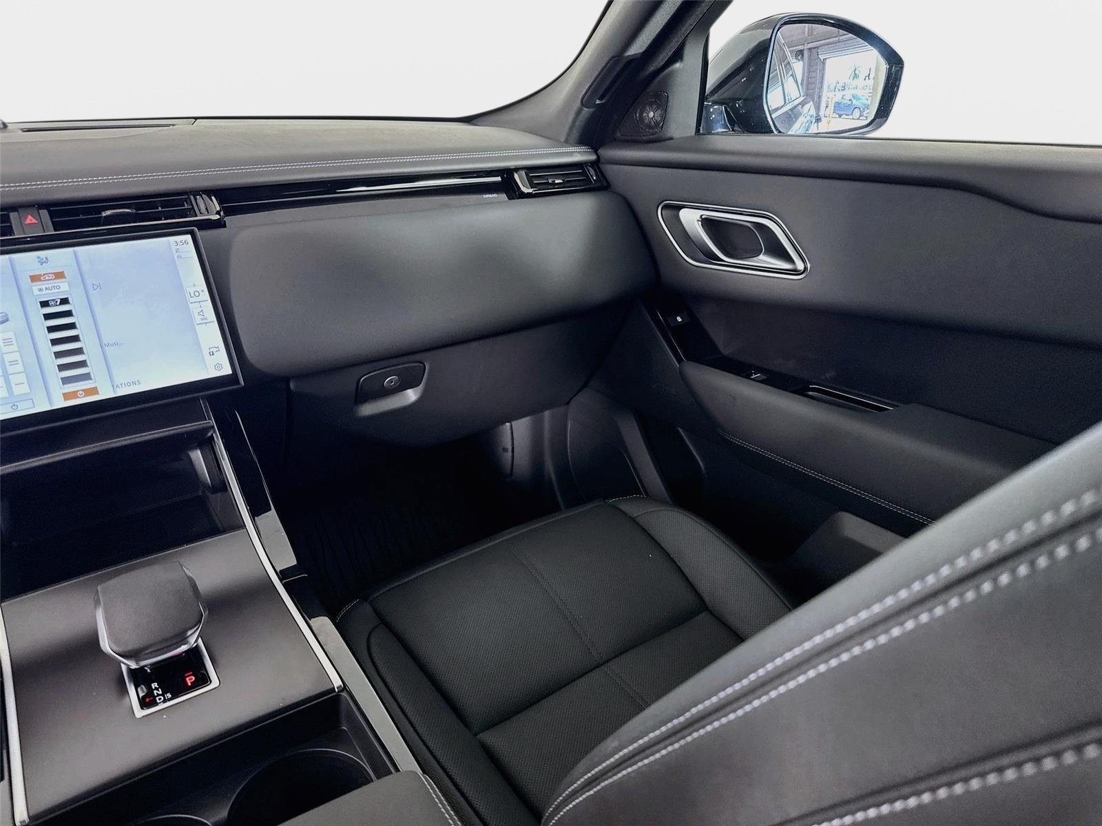 New 2026 Land Rover Range Rover Velar Belgravia AWD/4WD image 26