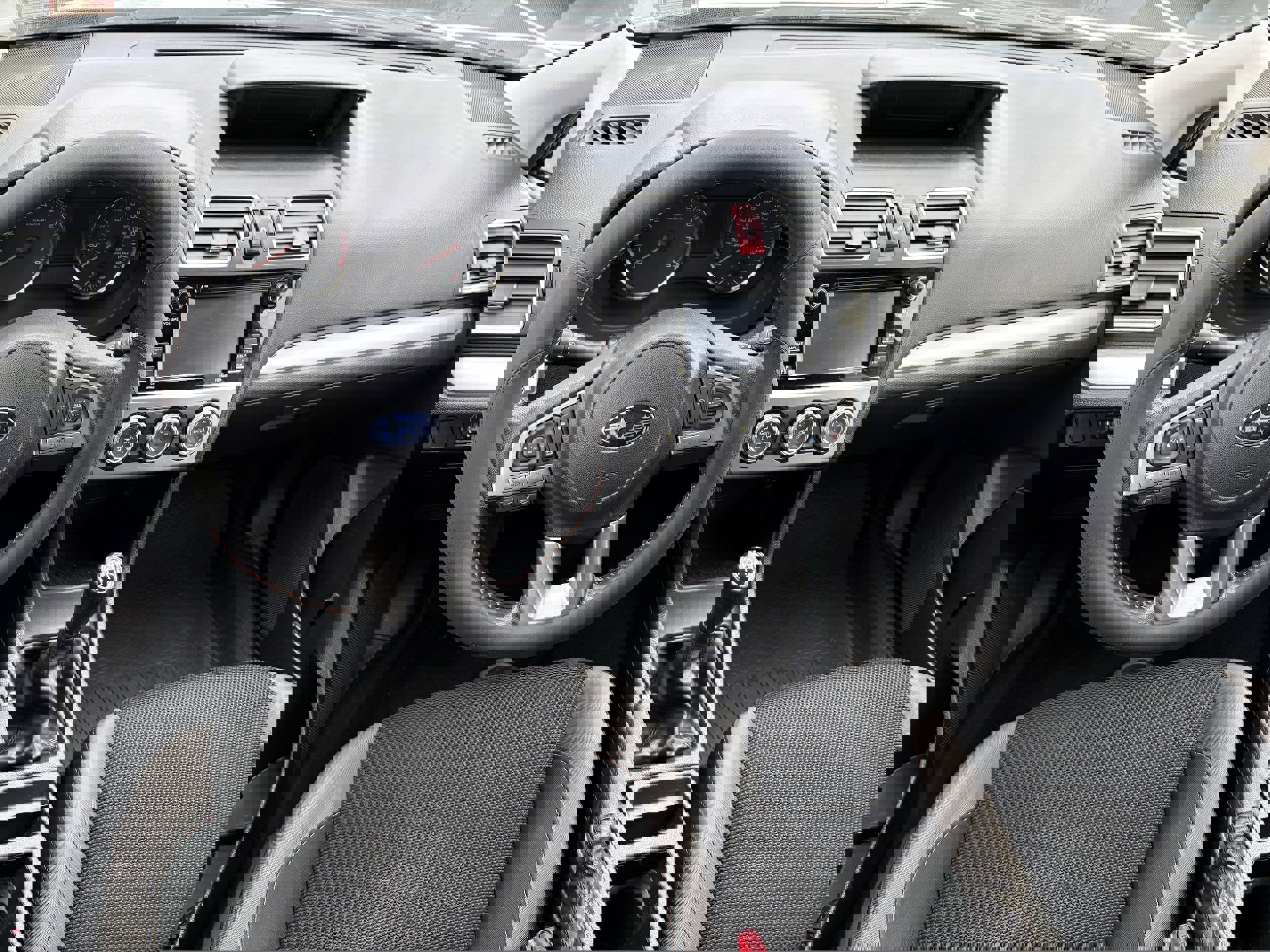 Used 2017 Subaru Crosstrek 2.0i Premium w/ Popular Package #2 image 13