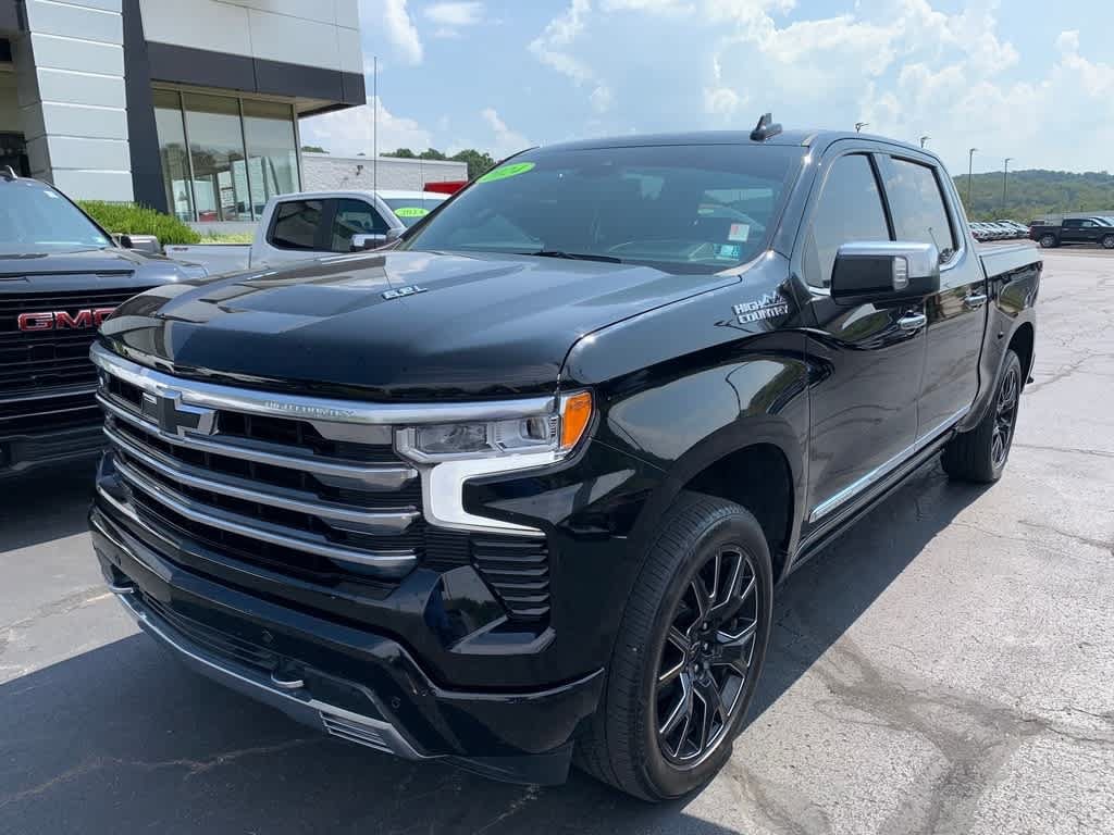 Certified 2024 Chevrolet Silverado 1500 High Country w/ Technology Package AWD/4WD image 8