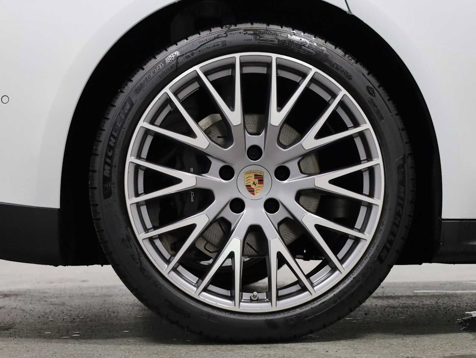 New 2026 Porsche Panamera 4 AWD/4WD image 36